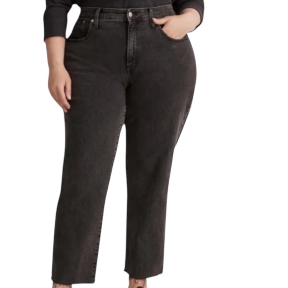 MADEWELL CURVY PLUS PERFECT VINTAGE STRAIGHT JEANS IN LUNAR WASH - Picture 1 of 13